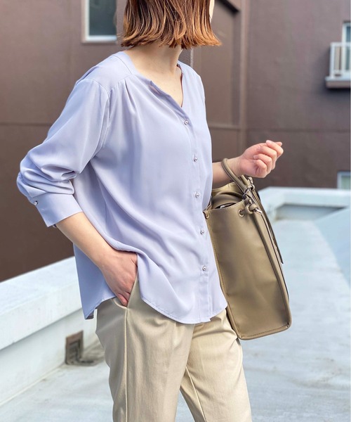 PICCIN（ピッチン）の「フロントタックスキッパーブラウス（シャツ
