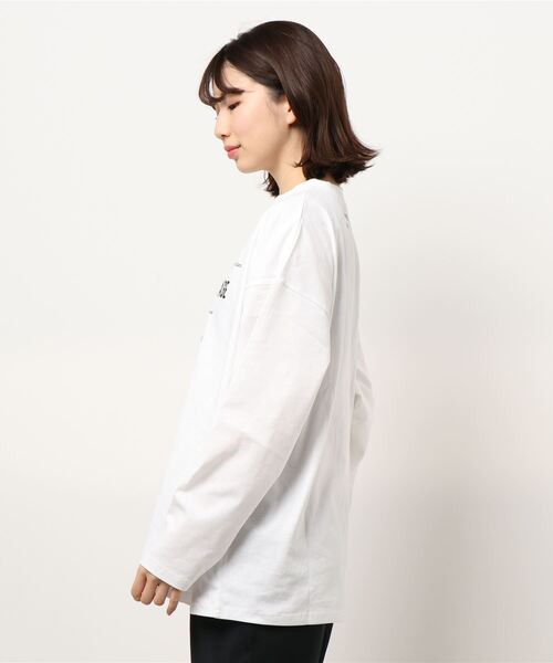 Mysa&Liina（ミーサリーナ）の「メッセージロゴプリント長袖Tシャツ（Tシャツ/カットソー・レディース・ベージュ/オフホワイト/ブラック・M）」の14枚目の写真