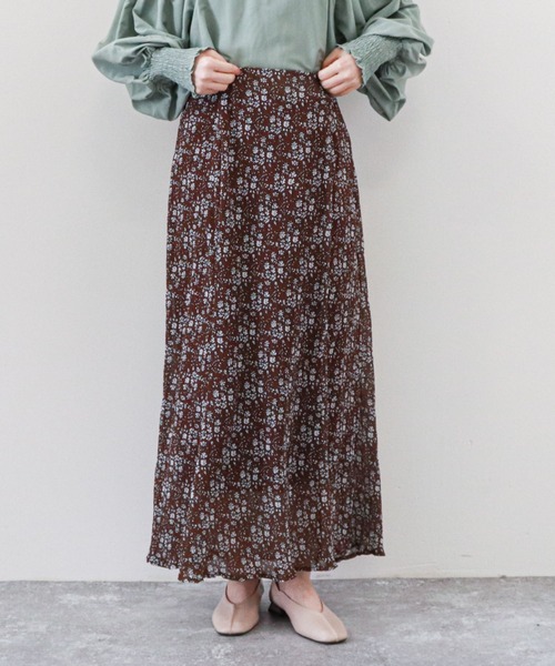 archives（アルシーヴ）の「楊柳フラワーミディフレアスカート（スカート・レディース・ブラック/ブラウン/オフホワイト/グリーン・MEDIUM）」の3枚目の写真