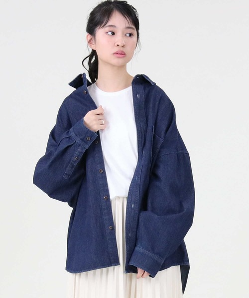 RAG MACHINE（ラグマシーン）の「【RAG MACHINE】デニムシャツアウター（シャツ/ブラウス・レディース・ダークインディゴブルー/ネイビー・L/M）」の16枚目の写真