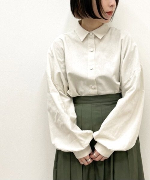 apres jour mignon（アプレジュールミニョン）の「BIGルーズシャツ【ZOZOTOWN限定アイテム】（シャツ/ブラウス・レディース・アイボリー/ベージュ/カーキ・X-LARGE/フリー）」の4枚目の写真