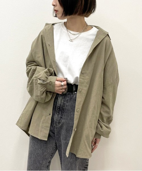 apres jour mignon（アプレジュールミニョン）の「BIGルーズシャツ【ZOZOTOWN限定アイテム】（シャツ/ブラウス・レディース・アイボリー/ベージュ/カーキ・X-LARGE/フリー）」の10枚目の写真