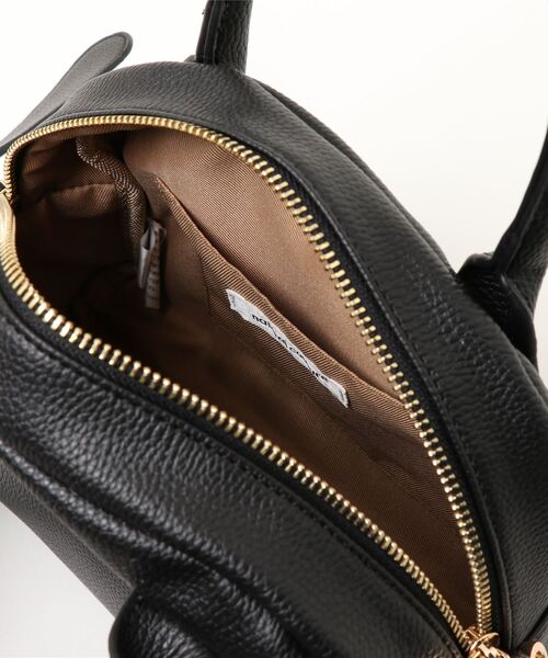 natural couture(ナチュラルクチュール)の「太ショルダーボストンバッグ(ボストンバッグ・レディース・アイボリー/ブラック/ラベンダー・FREE)」の8枚目の写真