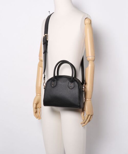 natural couture(ナチュラルクチュール)の「太ショルダーボストンバッグ(ボストンバッグ・レディース・アイボリー/ブラック/ラベンダー・FREE)」の6枚目の写真