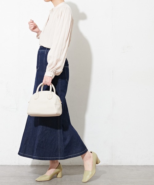 natural couture(ナチュラルクチュール)の「太ショルダーボストンバッグ(ボストンバッグ・レディース・アイボリー/ブラック/ラベンダー・FREE)」の13枚目の写真