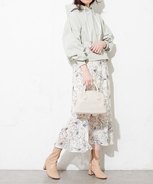 natural couture(ナチュラルクチュール)の「太ショルダーボストンバッグ(ボストンバッグ・レディース・アイボリー/ブラック/ラベンダー・FREE)」の15枚目の写真