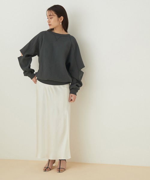 ADAM ET ROPE'(アダムエロペ)の「オープンアームプルオーバー(スウェット・レディース・チャコールグレー/ホワイト・FREE)」の17枚目の写真