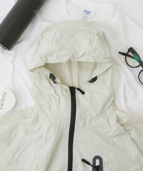 KiU（キウ）の「【KiU】RAIN ZIP UP キウ レインジップアップ（レインコート/ポンチョ・レディース・カーキ/ホワイト/ブラック/ネイビー/パープル/ピンク/イエロー/オレンジ/ベージュ/ライトグレー・FREE）」の18枚目の写真