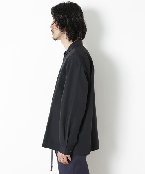 URBAN RESEARCH Sonny Label(アーバンリサーチサニーレーベル)の「グログランナイロンオーバーシャツ(シャツ/ブラウス・メンズ・ホワイト/ブラック/ライトブルー・MEDIUM/LARGE)」の8枚目の写真