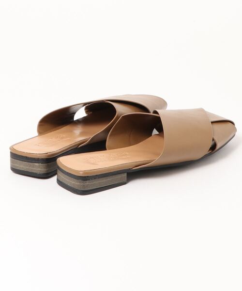 Riberry（リベリー）の「クロスメッシュスリッパサンダル（サンダル・レディース・ホワイト/ブラック/ベージュ・LARGE/MEDIUM）」の14枚目の写真