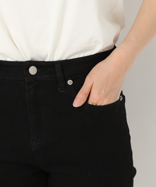 mysty woman(ミスティウーマン)の「ユーティリティスキニーデニム 942735(デニムパンツ・レディース・ブラック/ネイビー/グレー・MEDIUM/SMALL/LARGE)」の13枚目の写真