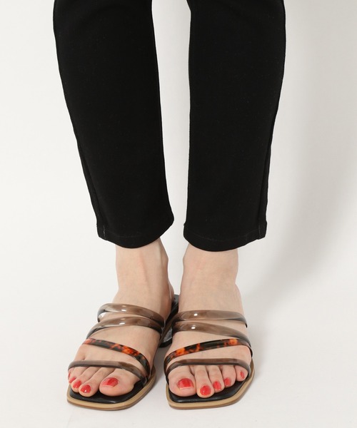 mysty woman(ミスティウーマン)の「ユーティリティスキニーデニム 942735(デニムパンツ・レディース・ブラック/ネイビー/グレー・MEDIUM/SMALL/LARGE)」の10枚目の写真