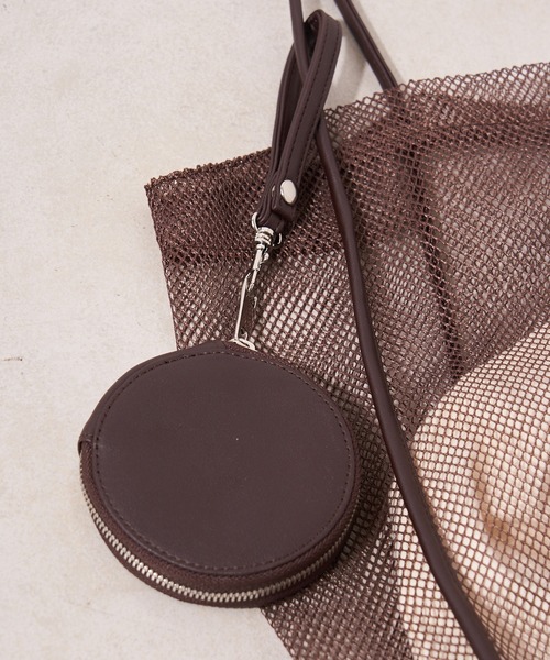 DISCOAT(ディスコート)の「パイピングメッシュトートバッグ(トートバッグ・レディース・ブラック/ブラウン/ベージュ・FREE)」の9枚目の写真