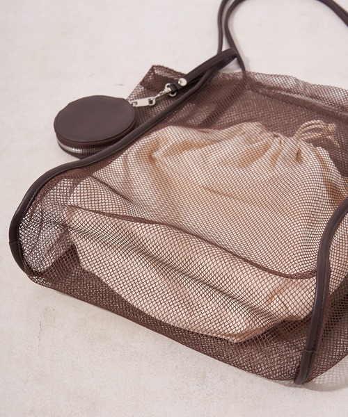 DISCOAT(ディスコート)の「パイピングメッシュトートバッグ(トートバッグ・レディース・ブラック/ブラウン/ベージュ・FREE)」の12枚目の写真
