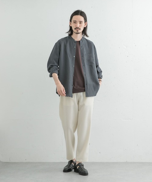URBAN RESEARCH（アーバンリサーチ）の「ドレープリネンバンドカラーシャツ（シャツ/ブラウス・メンズ・ブラウン/ライトベージュ/ブラック系その他・LARGE/MEDIUM）」の10枚目の写真