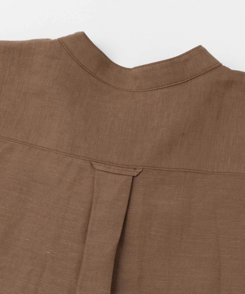 URBAN RESEARCH（アーバンリサーチ）の「ドレープリネンバンドカラーシャツ（シャツ/ブラウス・メンズ・ブラウン/ライトベージュ/ブラック系その他・LARGE/MEDIUM）」の16枚目の写真