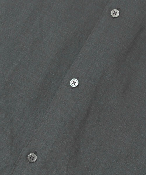 URBAN RESEARCH（アーバンリサーチ）の「ドレープリネンバンドカラーシャツ（シャツ/ブラウス・メンズ・ブラウン/ライトベージュ/ブラック系その他・LARGE/MEDIUM）」の19枚目の写真