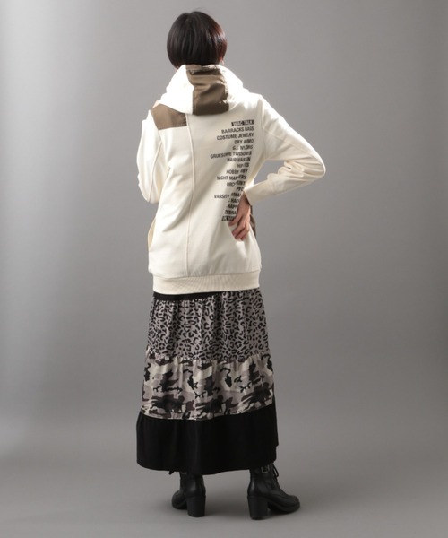 AVIREX(アヴィレックス)の「ステンシルコンビジップパーカー/ STENCIL COMBI ZIP PARKA(パーカー・レディース・ブラック/アイボリー・SMALL/MEDIUM)」の10枚目の写真