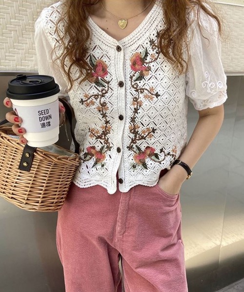 me+em select(ミームセレクト)の「【 6 pattern 】レースかぎ編み刺繍カーディガン(カーディガン/ボレロ・レディース・ホワイト系その他/ホワイト系その他2/ホワイト系その他3/ホワイト系その他4/ホワイト系その他5/ベージュ系その他2/ベージュ系その他3/ベージュ系その他4/ベージュ系その他5/ベージュ系その他/ホワイト/ベージュ・FREE)」の4枚目の写真