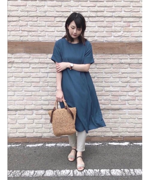 SHOO・LA・RUE（シューラルー）の「◆【SS-4L/3Dスキャン】裏ひんやりサテンスキニーパンツ（その他パンツ・レディース・アイボリー/ブラック/ベージュ/ピンク系・01/02/03/04/05/06/10）」の6枚目の写真