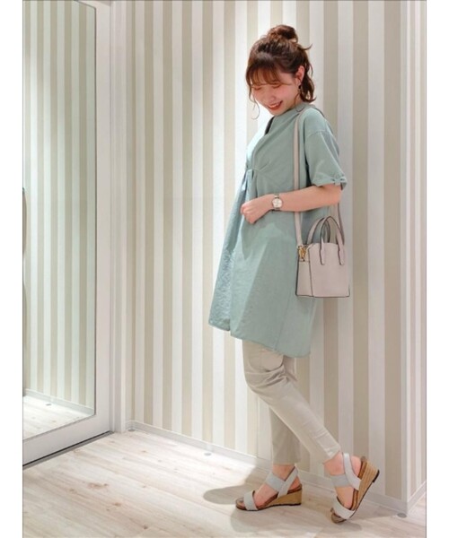 SHOO・LA・RUE（シューラルー）の「◆【SS-4L/3Dスキャン】裏ひんやりサテンスキニーパンツ（その他パンツ・レディース・アイボリー/ブラック/ベージュ/ピンク系・01/02/03/04/05/06/10）」の9枚目の写真