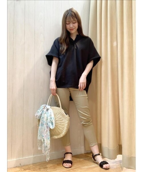 SHOO・LA・RUE（シューラルー）の「◆【SS-4L/3Dスキャン】裏ひんやりサテンスキニーパンツ（その他パンツ・レディース・アイボリー/ブラック/ベージュ/ピンク系・01/02/03/04/05/06/10）」の21枚目の写真