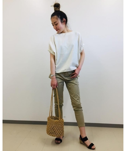 SHOO・LA・RUE（シューラルー）の「◆【SS-4L/3Dスキャン】裏ひんやりサテンスキニーパンツ（その他パンツ・レディース・アイボリー/ブラック/ベージュ/ピンク系・01/02/03/04/05/06/10）」の22枚目の写真