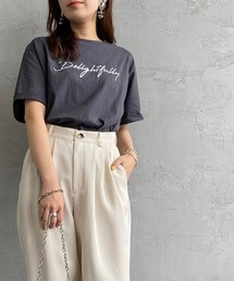 [MAISON DE L'ALLURE/メゾンドゥラリュール] 発砲箔ロゴプリントTシャツ