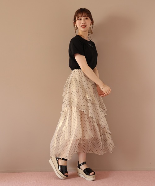 one after another NICE CLAUP(ワンアフターアナザーナイスクラップ)の「箔ラッフルスカート(スカート・レディース・グレー/ピンクベージュ/ドット/ライトベージュ・FREE)」の10枚目の写真