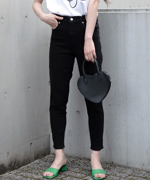 Levi's(リーバイス)の「HIGH WAISTED TAPER FLASH BLACK(デニムパンツ・レディース・ブラック・30inch/28inch/29inch/24inch/25inch/26inch/27inch/23inch)」の1枚目の写真