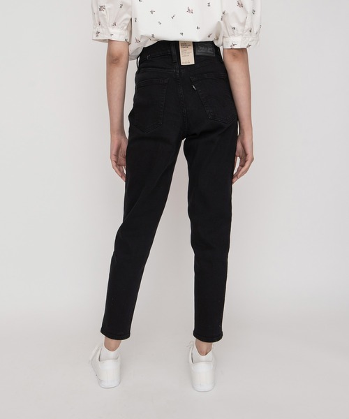 Levi's(リーバイス)の「HIGH WAISTED TAPER FLASH BLACK(デニムパンツ・レディース・ブラック・30inch/28inch/29inch/24inch/25inch/26inch/27inch/23inch)」の14枚目の写真