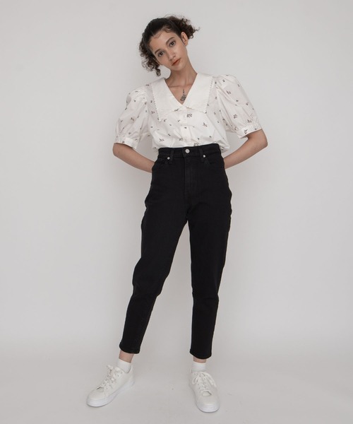 Levi's(リーバイス)の「HIGH WAISTED TAPER FLASH BLACK(デニムパンツ・レディース・ブラック・30inch/28inch/29inch/24inch/25inch/26inch/27inch/23inch)」の16枚目の写真