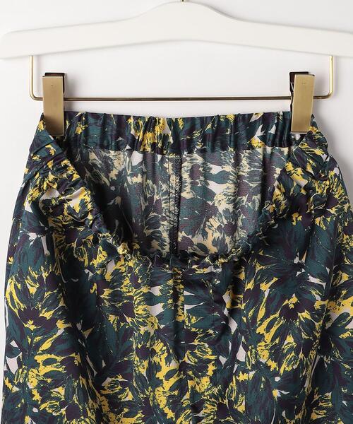 DONEEYU（ドニーユ）の「＜DONEEYU(ドニーユ)＞ フラワー プリント パンツ（その他パンツ・レディース・レッド/イエロー・38/36）」の4枚目の写真