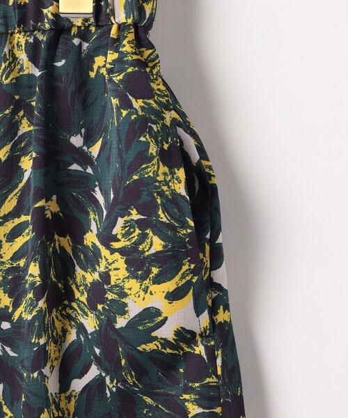 DONEEYU（ドニーユ）の「＜DONEEYU(ドニーユ)＞ フラワー プリント パンツ（その他パンツ・レディース・レッド/イエロー・38/36）」の6枚目の写真