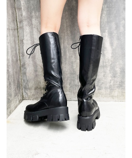 ENVYM（アンビー）の「ＬＡＣＥ ＵＰロングブーツ（ブーツ・レディース・ブラック・22.5cm/23.5cm/24.5cm）」の3枚目の写真