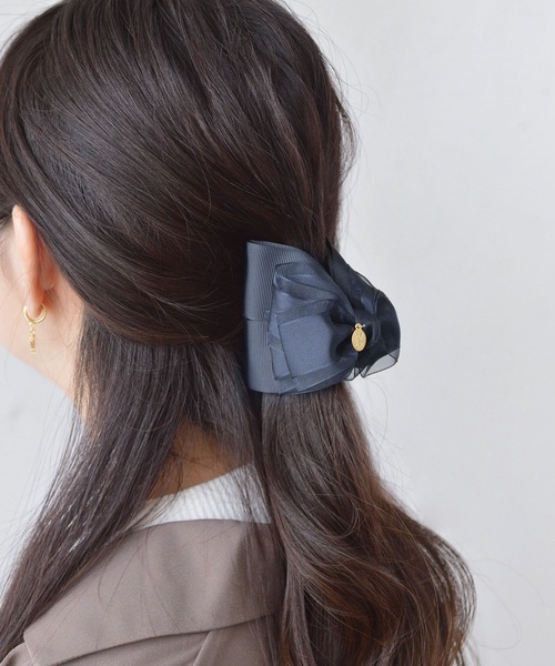 ma chere Cosette?(マシェールコゼット)の「重ねリボンバンスクリップ(バレッタ/ヘアクリップ・レディース・ブラック/ベージュ/ネイビー・FREE)」の1枚目の写真