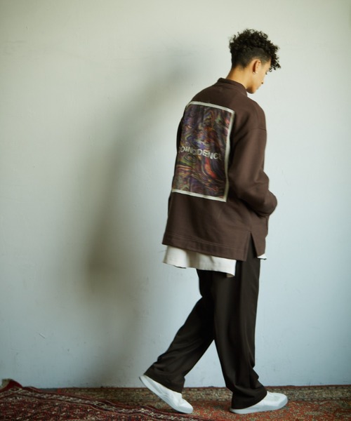 TAUPE（トープ）の「【TAUPE/トープ】 ピーコックプリントスタンドスウェット（スウェット・メンズ・ブラック/ブラウン・2）」の6枚目の写真