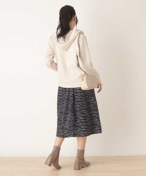 SOUP（スープ）の「◆【大きいサイズあり・13号・15号】クラッシーフーディ（パーカー・レディース・ブラック/ライトベージュ/ピンク系/サンドベージュ/ネイビー/ライトブルー・09/11/13/15 ）」の7枚目の写真