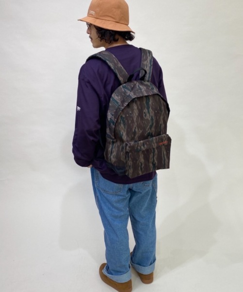 Carhartt WIP(カーハートダブリューアイピー)の「Carhartt WIP/カーハートダブリューアイピー バックパック PAYTON 18.4L I026877(バックパック/リュック・メンズ・グレー系その他/ブラック×ブラック・18L)」の10枚目の写真