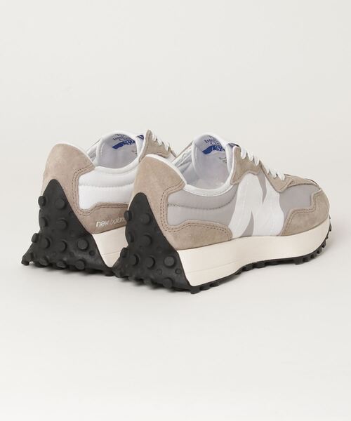 NEW BALANCE（ニューバランス）の「MS327（スニーカー・メンズ・グレー・27.5cm/29.0cm/22.5cm/24.0cm/25.5cm/27.0cm/28.5cm/24.5cm/26.0cm/23.5cm/25.0cm/26.5cm/28.0cm/23.0cm）」の2枚目の写真