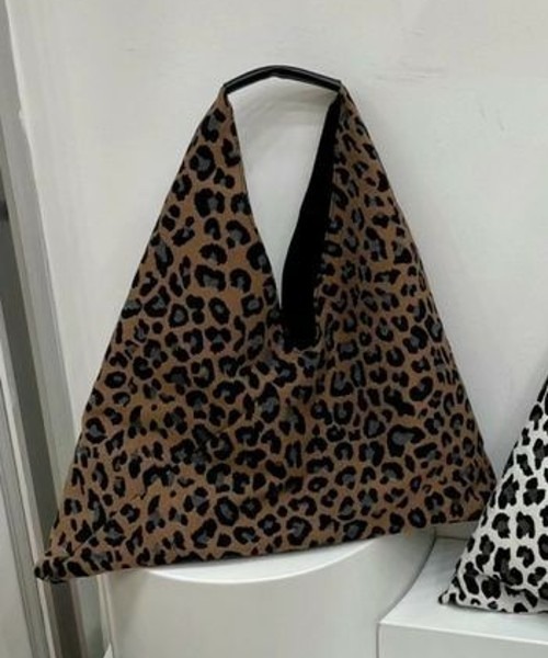 Loco Ocean（ロコオーシャン）の「アニマル柄 /レオパード ゼブラ カウ柄 トライアングルトートバッグ（トートバッグ・レディース・A/B/C/D・ONE SIZE）」の17枚目の写真
