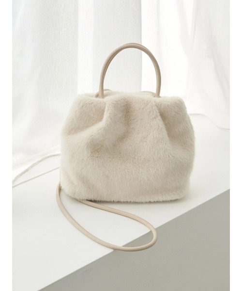 earth music&ecology（アースミュージックアンドエコロジー）の「ファーミニバッグ（トートバッグ・レディース・ブラウン/ブルー/アイボリー・FREE）」の2枚目の写真