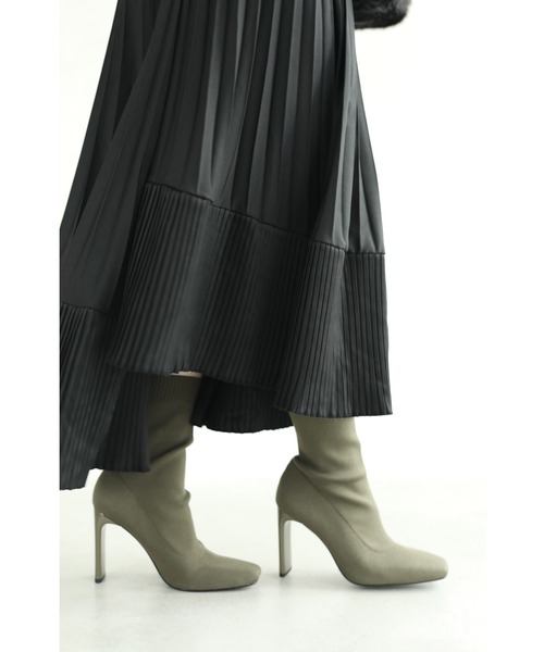 cawaii（カワイイ）の「（黒）2種プリーツが弾むランダム裾ミディアムスカート（スカート・レディース・ブラック・FREE）」の10枚目の写真