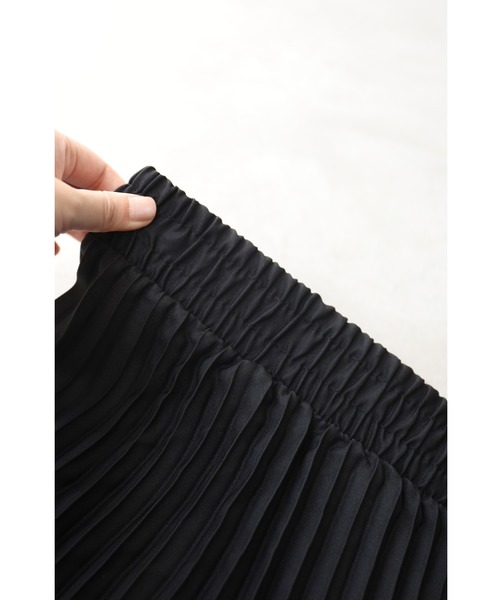 cawaii（カワイイ）の「（黒）2種プリーツが弾むランダム裾ミディアムスカート（スカート・レディース・ブラック・FREE）」の13枚目の写真
