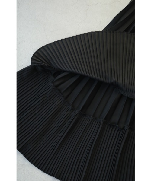 cawaii（カワイイ）の「（黒）2種プリーツが弾むランダム裾ミディアムスカート（スカート・レディース・ブラック・FREE）」の17枚目の写真