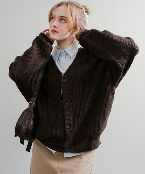 Rocky Monroe（ロッキーモンロー）の「ハイバルキー片畦編み オーバーサイズ ウォッシャブルニット ビッグシルエットカーディガン（カーディガン/ボレロ・メンズ・ネイビー/ケリーグリーン/ダークブラウン/ブラック/ライトグレー/オフホワイト/チャコールグレー/グレイッシュベージュ/サックスブルー/マスタード/パープル/ロイヤルブルー/オレンジ/ピンク/ライトグリーン・LL/M/L）」の22枚目の写真