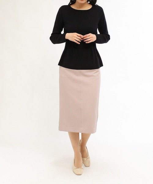 TRUDEA（トルディア）の「総針ペプラムニット（ニット/セーター・レディース・ブラック/アイボリー/チャコールグレー/ピンク・LARGE/MEDIUM）」の22枚目の写真