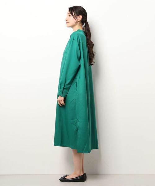 coca(coca)(コカ)の「スタンドカラーシャツワンピース(シャツワンピース・レディース・ホワイト/グリーン・M/L)」の3枚目の写真