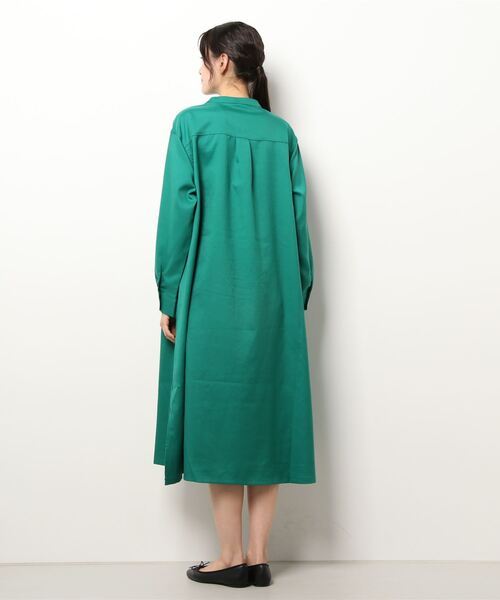 coca(coca)(コカ)の「スタンドカラーシャツワンピース(シャツワンピース・レディース・ホワイト/グリーン・M/L)」の4枚目の写真