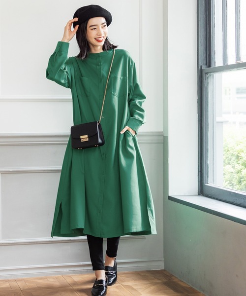 coca(coca)(コカ)の「スタンドカラーシャツワンピース(シャツワンピース・レディース・ホワイト/グリーン・M/L)」の2枚目の写真